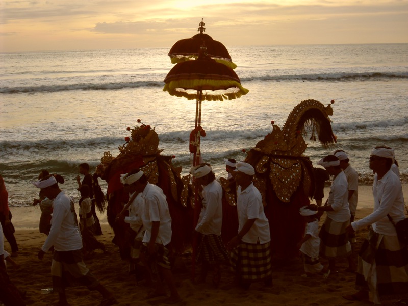 Barong am Strand